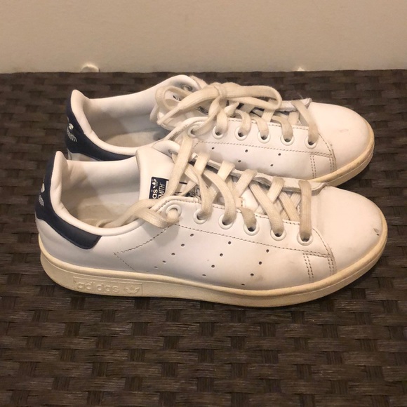 Stan Smith Adidas Sneakers - Picture 2 of 3